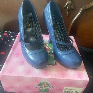 Pinup Couture cutie Blue High Heel Pumps